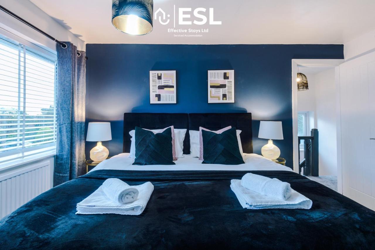 Open Plan - 3 Bedroom House - Garden And Outdoor Seating - Driveway Parking - Short Drive To City Centre Saughall Экстерьер фото